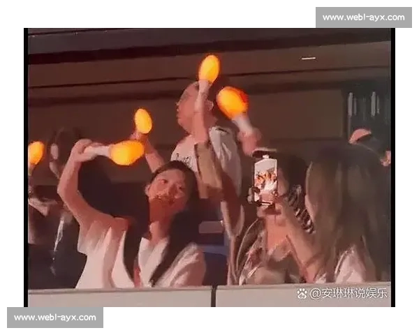 奚梦瑶与婆婆热舞互动超亲密,豪门婆媳关系典范引热议 奚梦瑶与婆婆热舞互动超亲密,豪门婆媳关系典范引热议