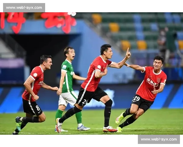 曝卡兰加离队进入倒计时 英博夏窗引援陷迷局